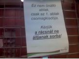 20081110_csomagkiado.jpg